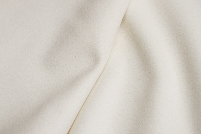 Italian suit-palette wool milky