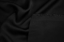 Natural silk satin black