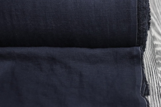 Medium Weight linen with Viscose Stone Washed dark blue