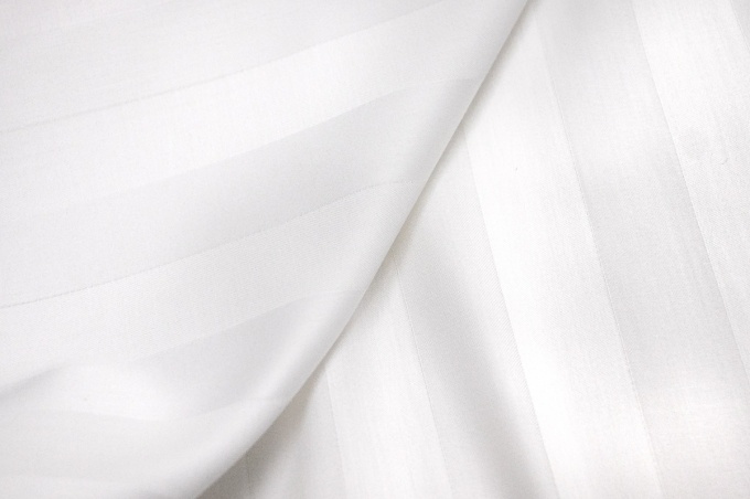 Bed linen sateen 220 cm white