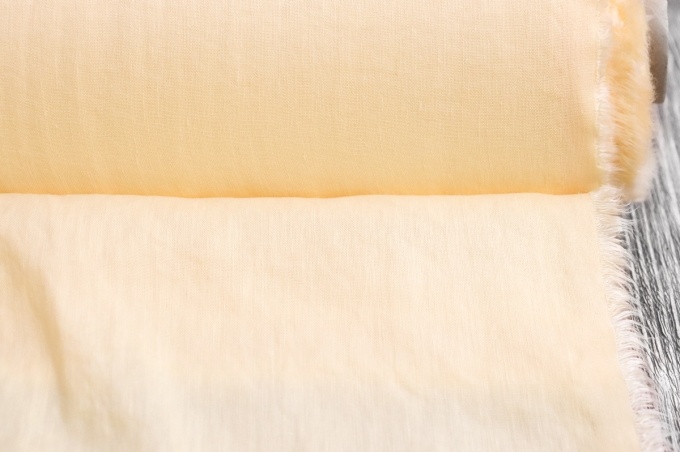 Linen with viscose dress crème brûlée with crumpled effect