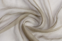 Silk crêche chiffon in soft peach