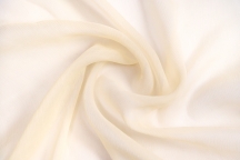 Silk crêche chiffon in soft peach