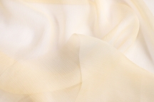 Silk crêche chiffon in soft peach