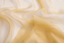 Silk crêche chiffon in soft peach