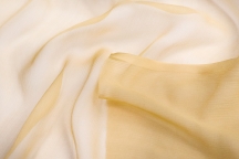 Silk crêche chiffon in soft peach