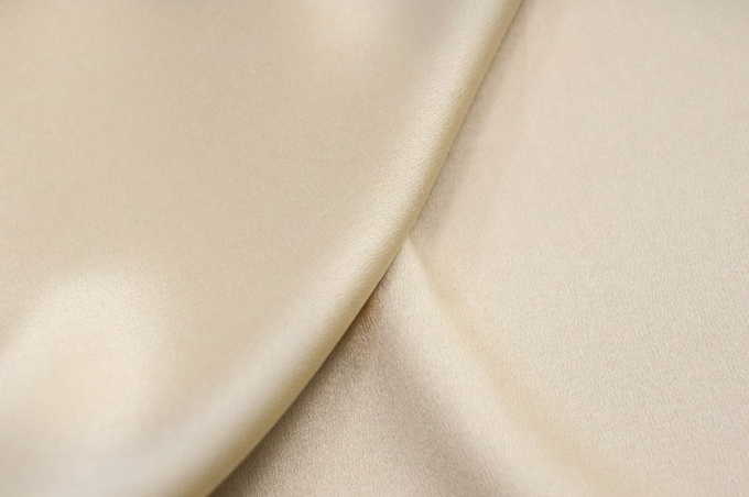 La Perla Natural silk satin with elastane in white-gold