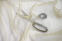 Итальянская шёлковая органза зелено-бежевы Итальянская шёлковая органза зелено-бежевы