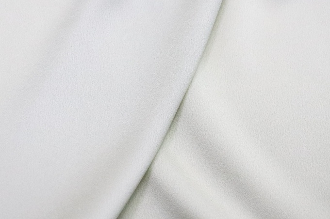 Итальянская вискоза креп атлас серо-оливковый